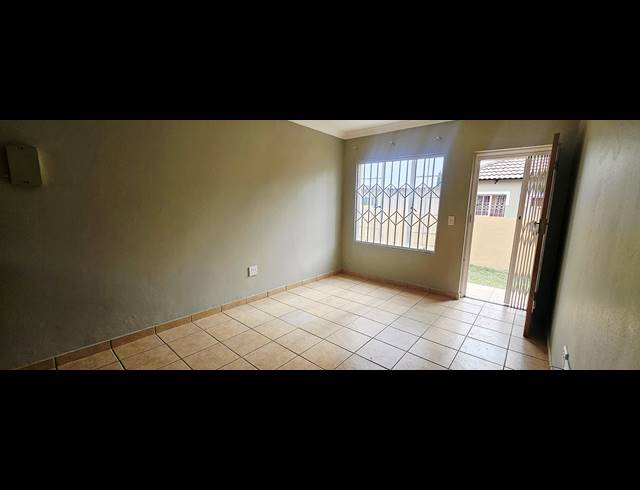 3 BEDROOM FREESTANDING TO LET IN BEN FLEUR